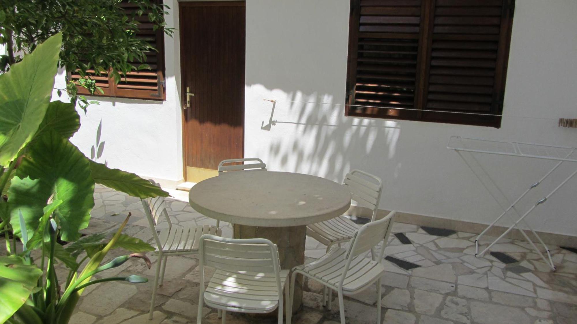Bell Tower Apartments Tisno Room photo