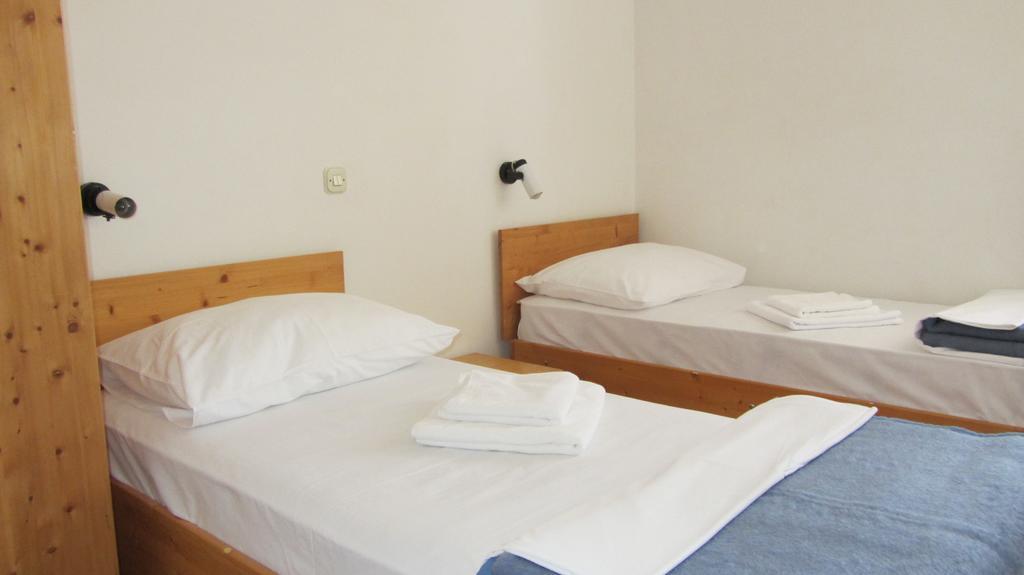 Bell Tower Apartments Tisno Room photo